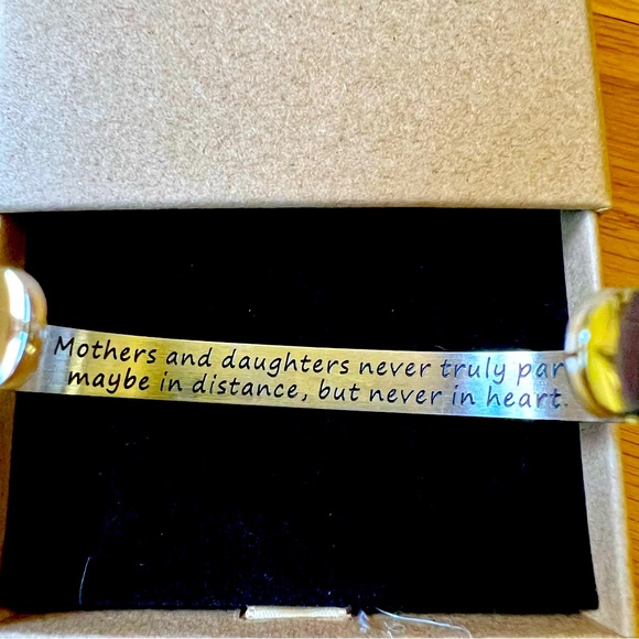 🎁NEW! Joycuff Hidden Message Mother/Daughter Stainless Steel Cuff Bracelet - Picture 9 of 10